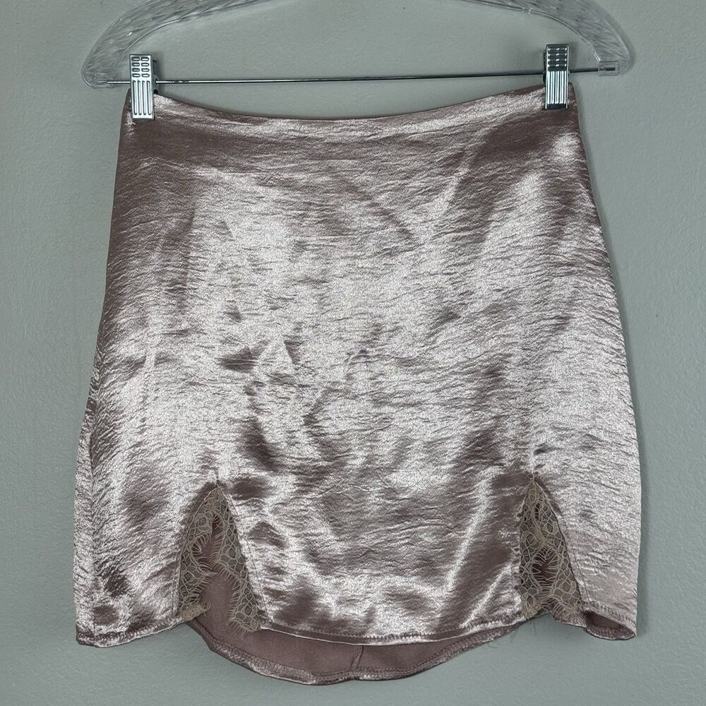 LYANER Mini Skirt Women's Medium Pink Brocade Jacquard Satin